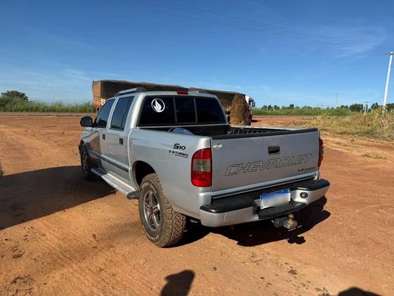 CHEVROLET S10 2.8 STD 4X4 CS 12V TURBO INTERCOOLER DIESEL 2P MANUAL CHEVROLET S10 2.8 STD 4X4 CS 12V TURBO INTERCOOLER DIESEL 2P MANUAL